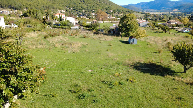 Terrain constructible - 8 085 m²