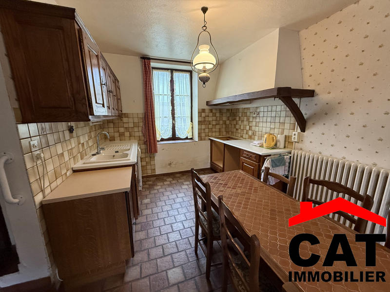 Maison - 233 m² - 7 pièces