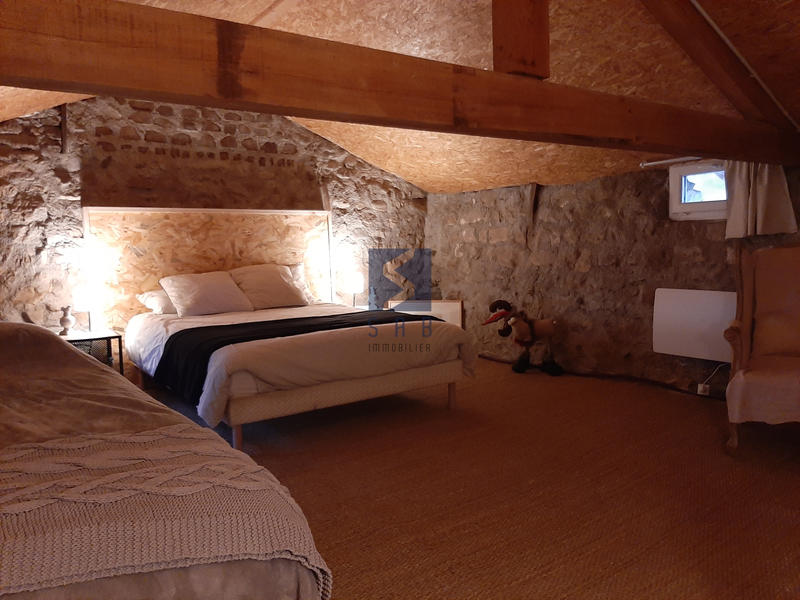 Maison - 71 m² - 6 pièces