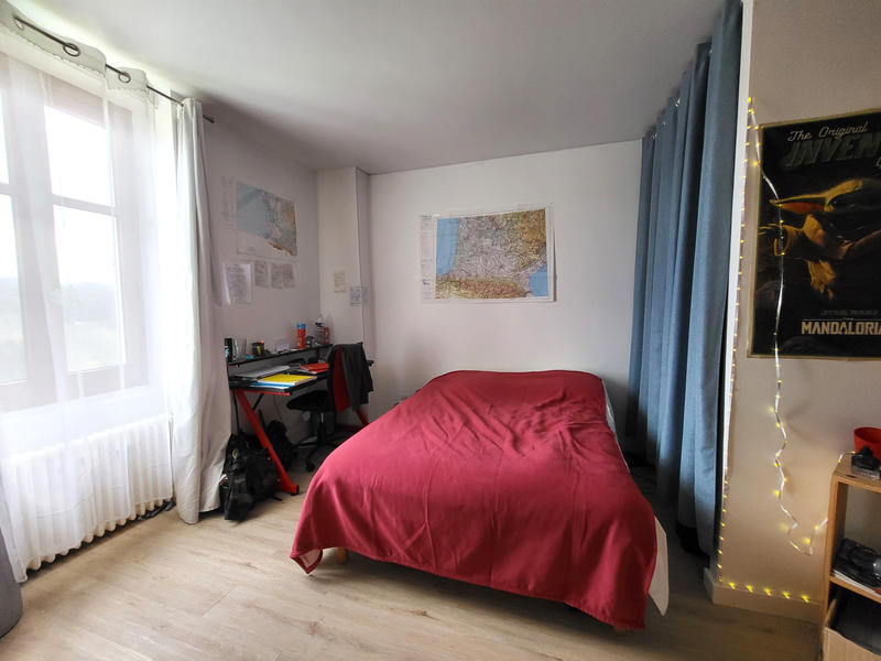 Maison - 182 m² - 8 pièces