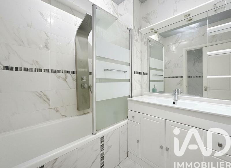 Appartement - 80 m² - 4 pièces