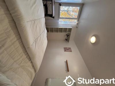 Chambre - 12 m² - 1 pièce