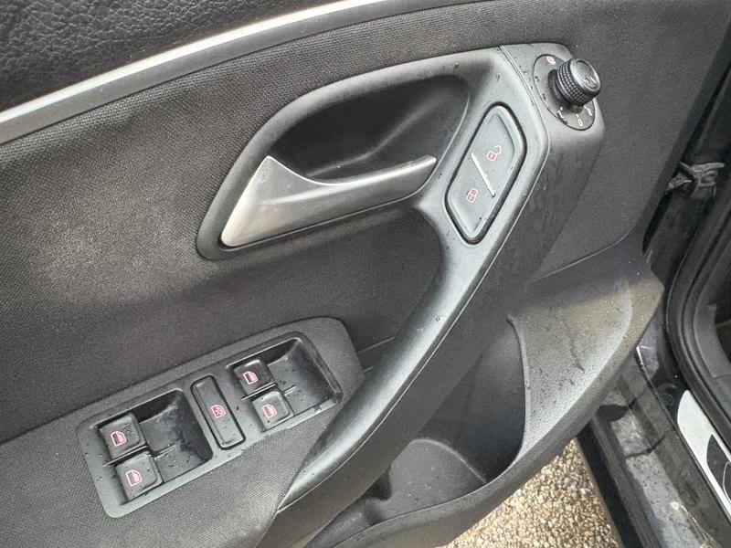 Volkswagen Polo 1.0 Mpi 60cv Bvm5 Lougne