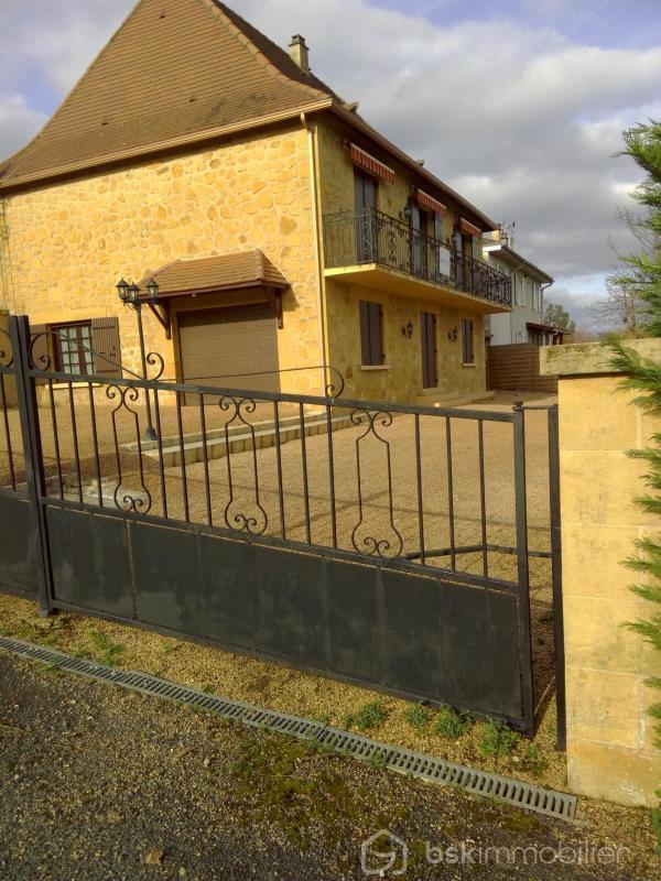 Maison en pierre - 125 m² - 6 pièces