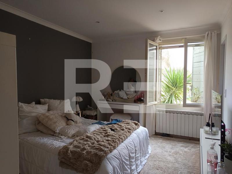 Maison - 198 m² - 5 pièces