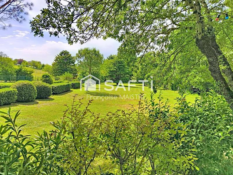 Maison - 163 m² - 6 pièces