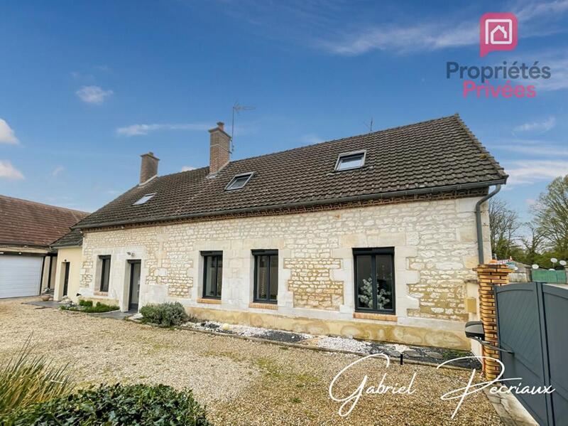 Maison - 144 m² - 5 pièces