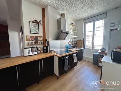 Appartement - 82 m² - 5 pièces