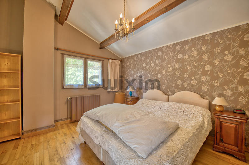 Villa - 170 m² - 6 pièces