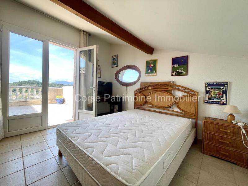 Villa - 246 m² - 11 pièces