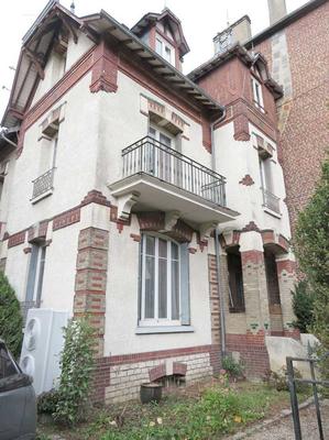 Maison - 176 m² - 7 pièces