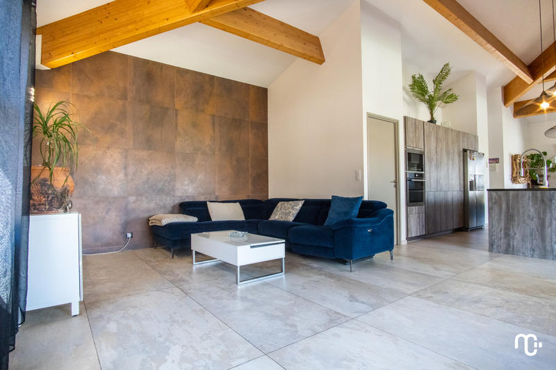 Maison - 177 m² - 5 pièces