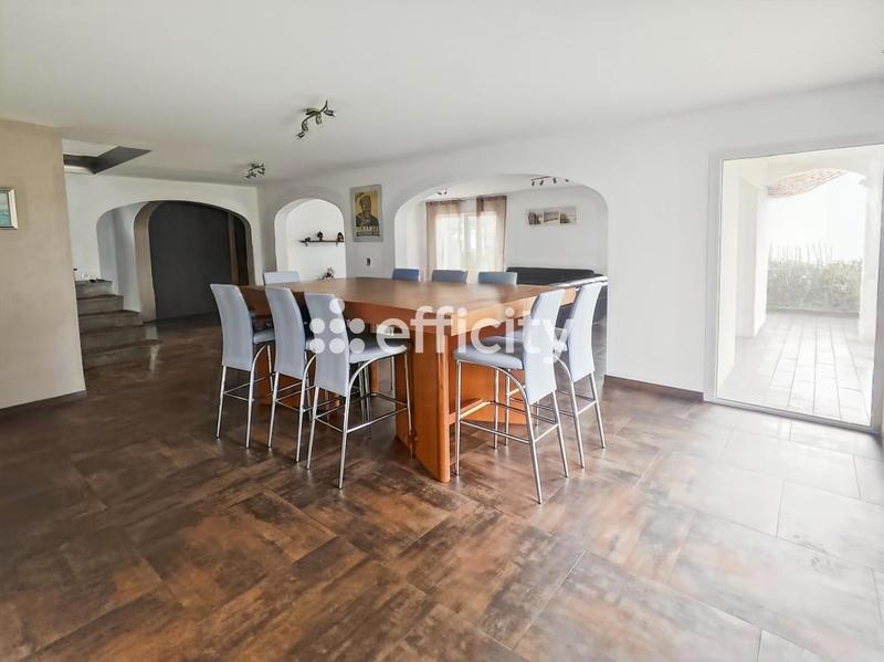 Pavillon - 157 m² - 6 pièces