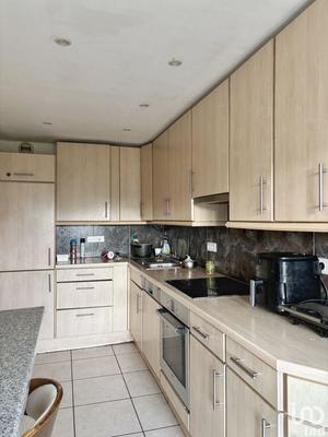 Appartement - 120 m² - 5 pièces