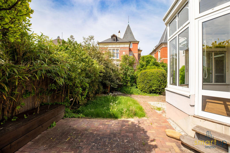 Appartement - 130 m² - 7 pièces