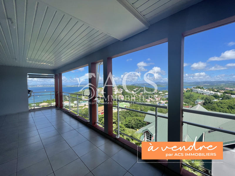 Appartement - 81 m² - 4 pièces