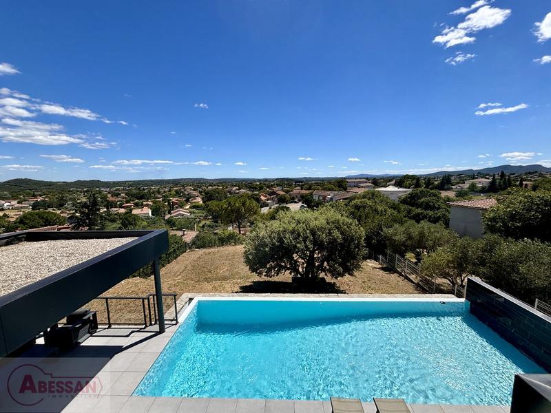 Maison contemporaine - 220 m² - 6 pièces