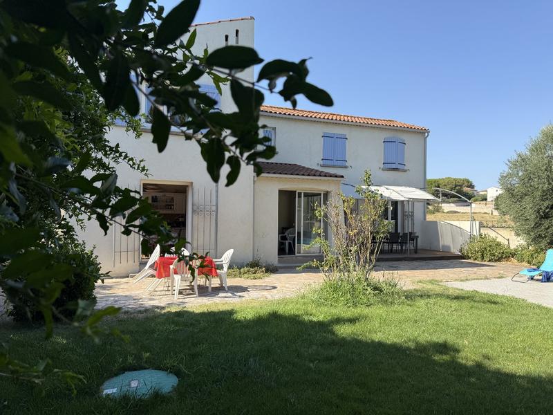 Maison - 158 m² - 7 pièces