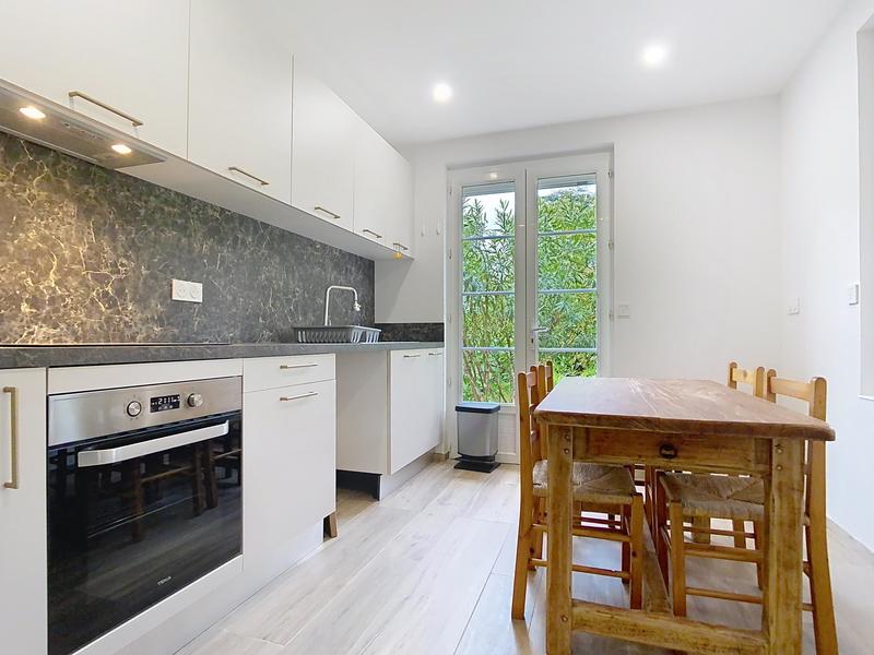 Maison - 85 m² - 4 pièces