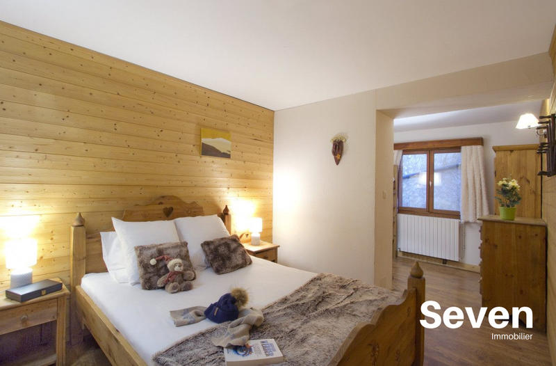 Châlet - 212 m² - 16 pièces