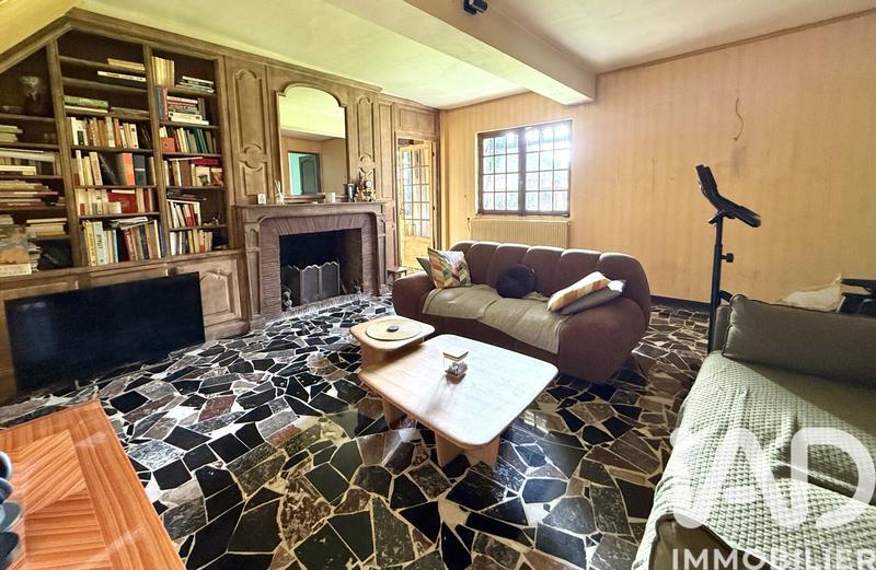 Maison - 208 m² - 10 pièces