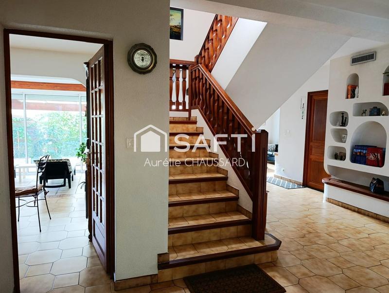 Maison - 188 m² - 7 pièces