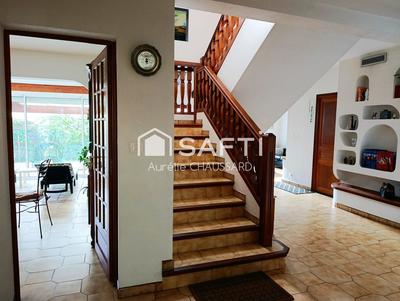 Maison - 188 m² - 7 pièces