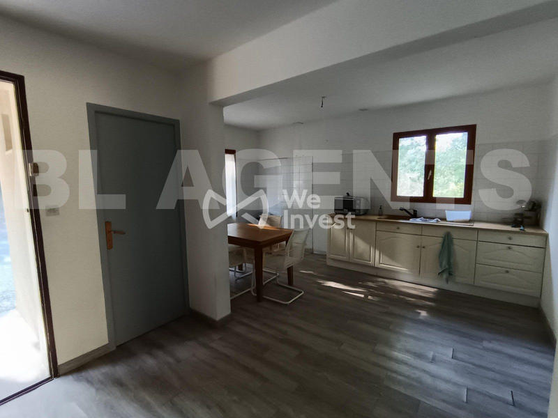 Maison - 96 m² - 6 pièces