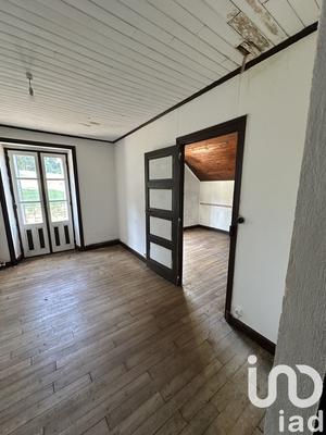 Maison - 141 m² - 7 pièces