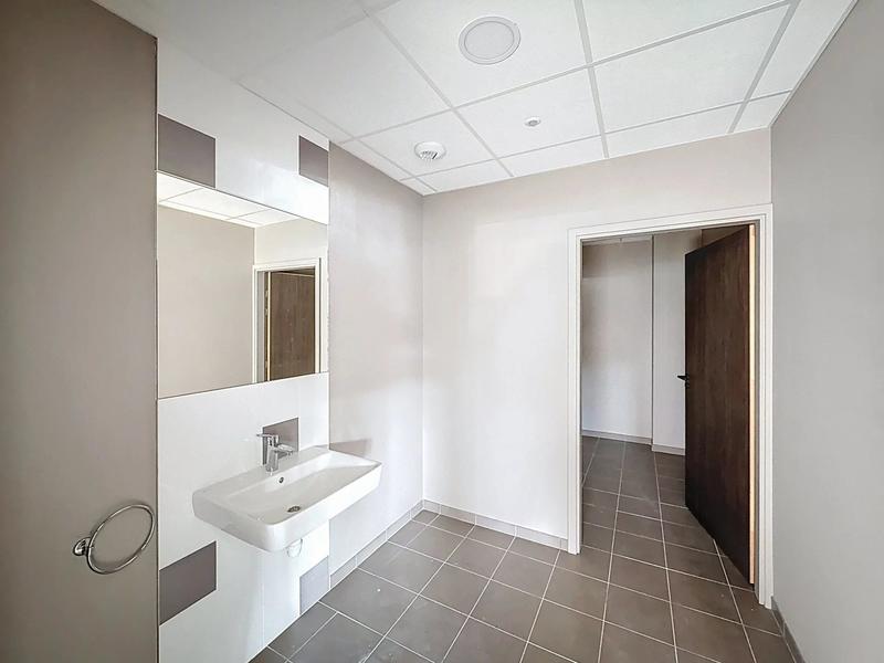 Bureau - 310 m² - 1 pièce