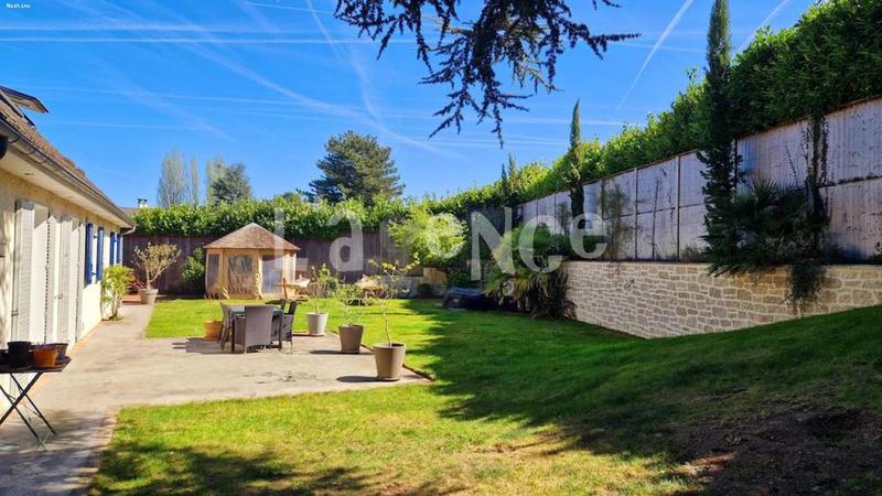 Maison - 194 m² - 7 pièces