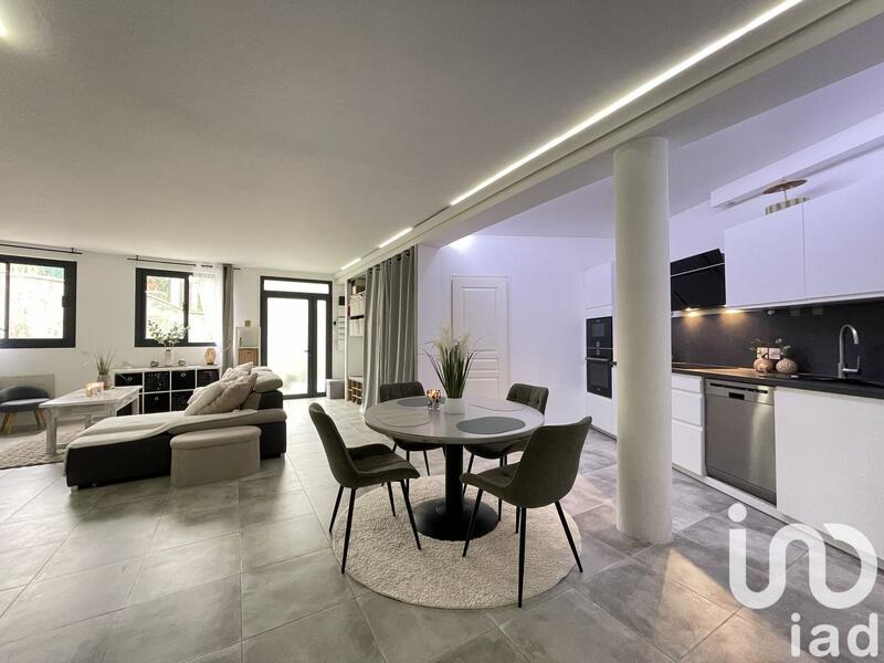 Appartement - 81 m² - 4 pièces