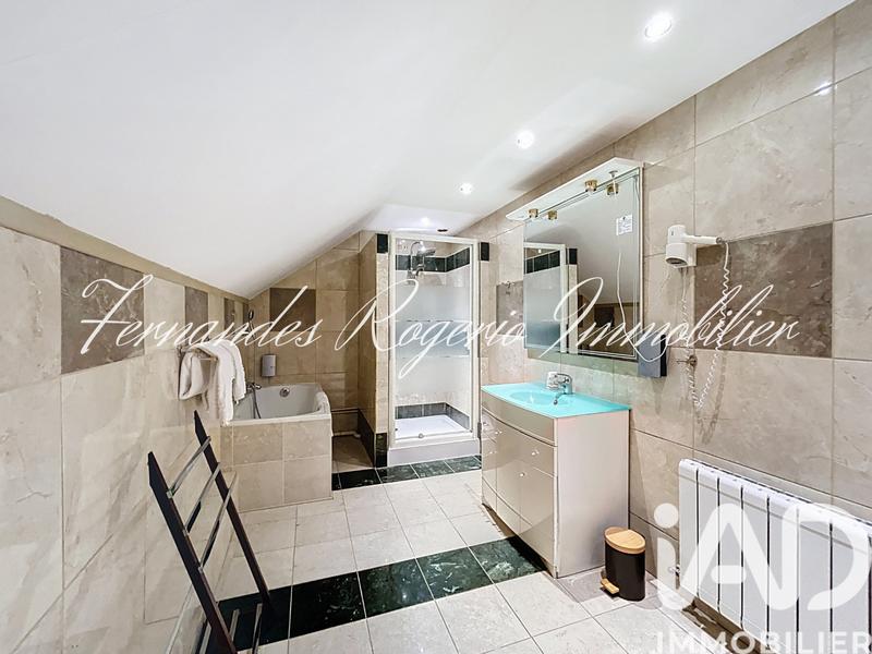 Immeuble - 1 630 m²