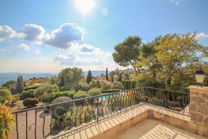 Maison - 155 m² - 6 pièces