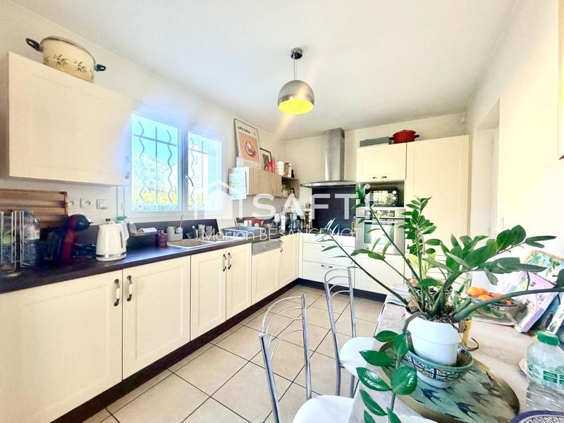 Maison - 96 m² - 4 pièces