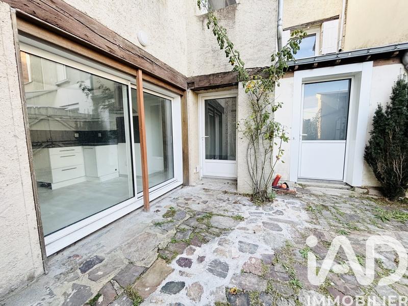 Maison - 105 m² - 6 pièces