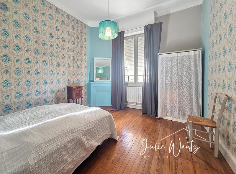 Maison - 170 m² - 6 pièces