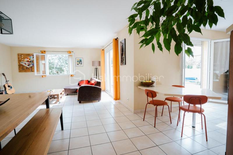 Maison - 115 m² - 5 pièces