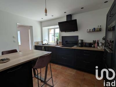 Maison - 184 m² - 7 pièces