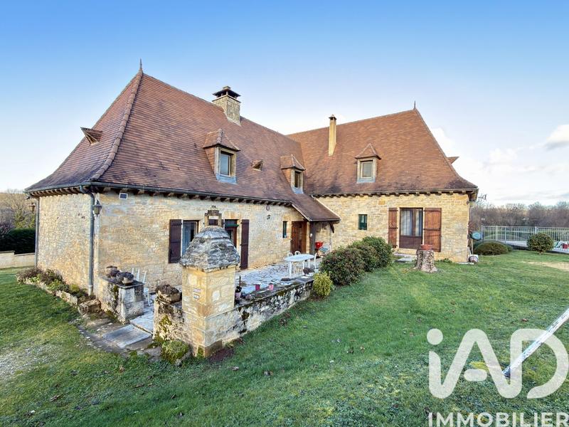Maison - 145 m² - 5 pièces