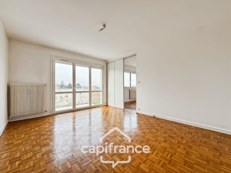 Appartement - 80 m² - 4 pièces