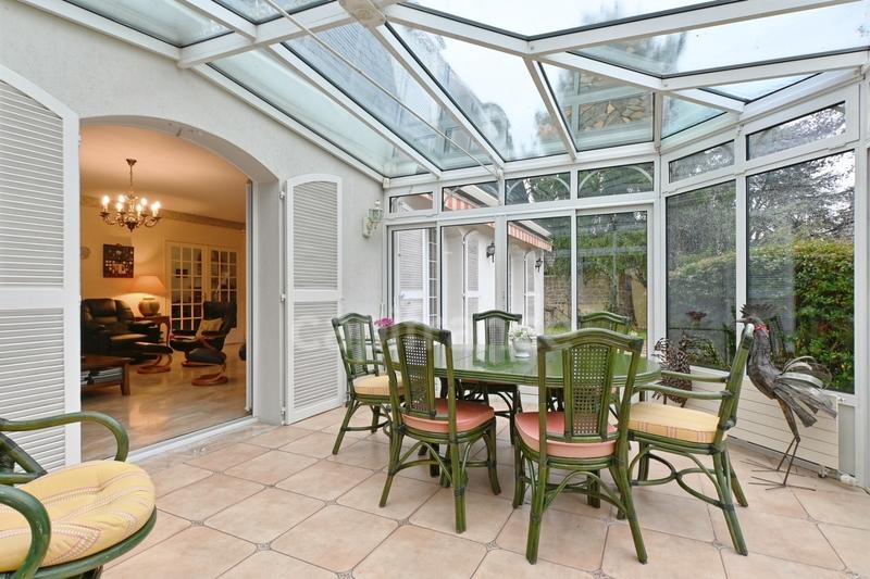 Maison bourgeoise - 225 m² - 9 pièces