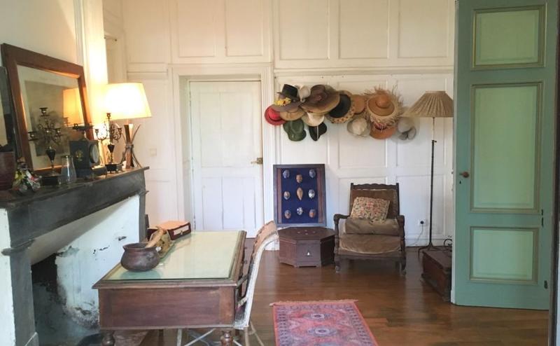 Maison - 400 m² - 14 pièces