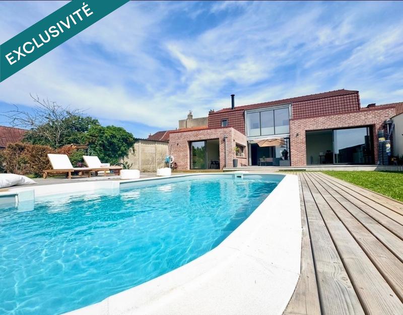 Maison - 235 m² - 7 pièces