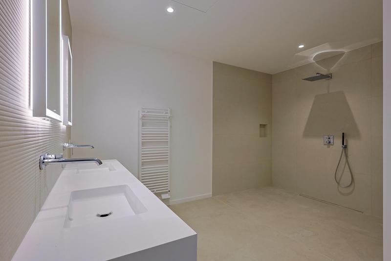 Maison - 359 m² - 10 pièces