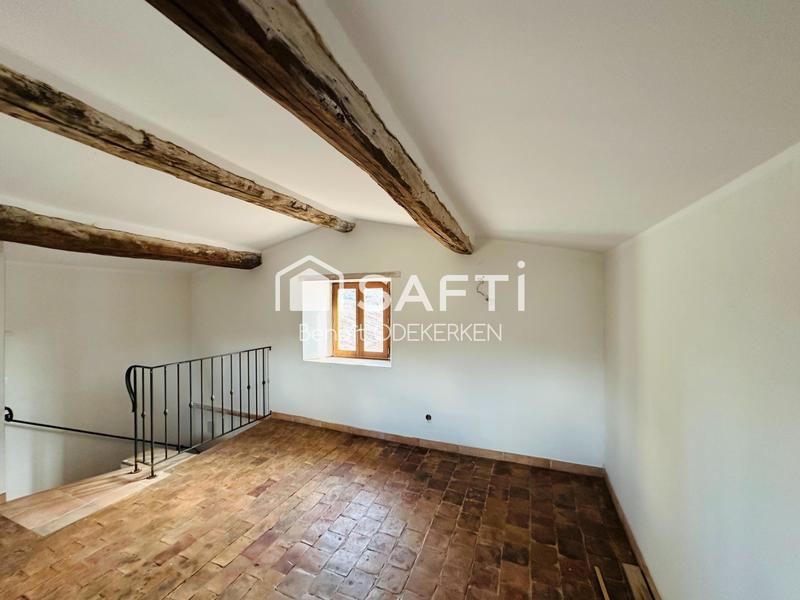 Maison - 280 m² - 12 pièces