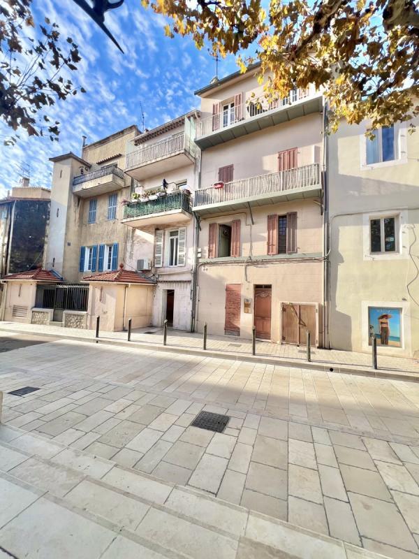 Studio - 27 m² - 1 pièce