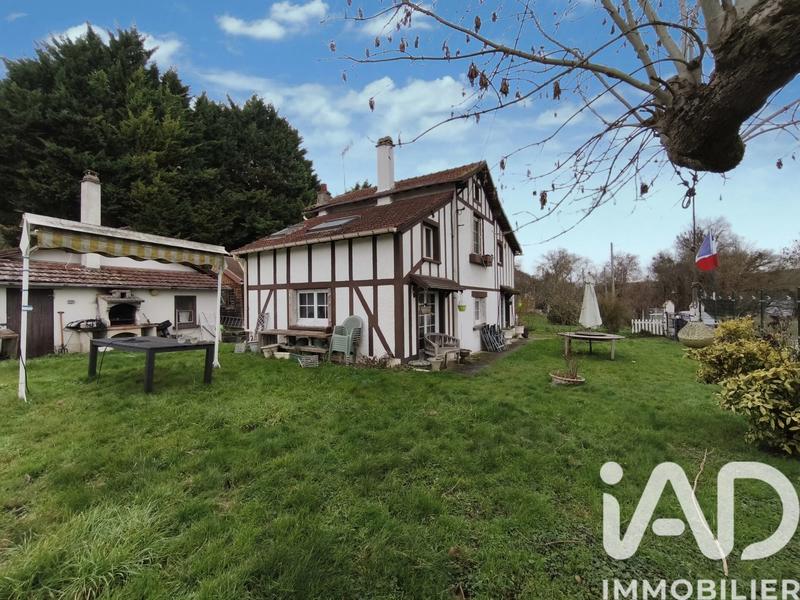 Maison - 90 m² - 5 pièces