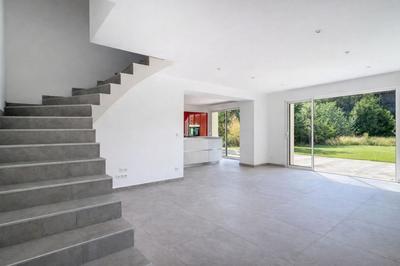 Mas - 132 m² - 5 pièces