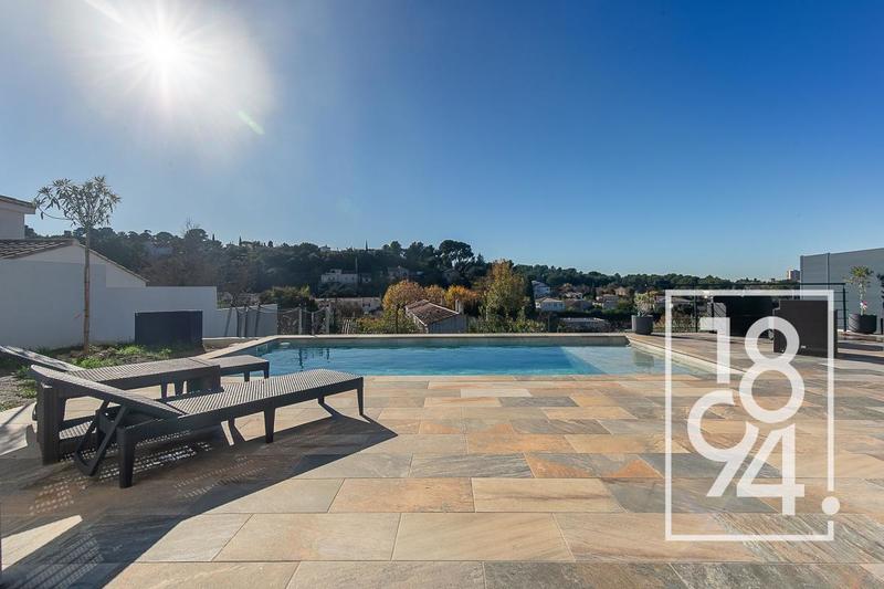 Maison - 120 m² - 4 pièces